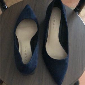 Zara navy blue flat mid heels